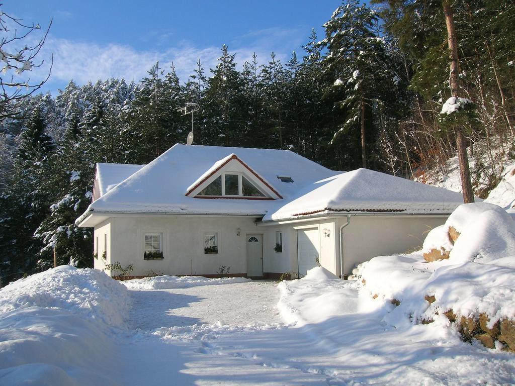 Comfortable Detached House With Large Garden Klokoci Exterior foto