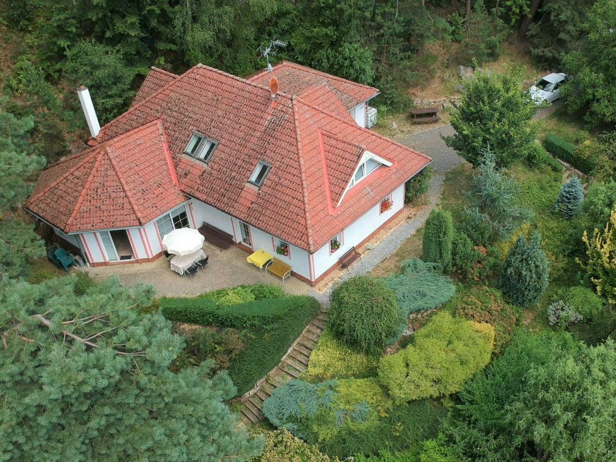 Comfortable Detached House With Large Garden Klokoci Exterior foto